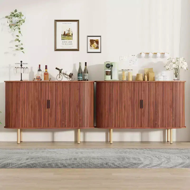Aparador de 47", Tres estantes de altura ajustable, Puerta corredera, Armario auxiliar moderno de mediados de siglo para cocina, sala de estar, entrada