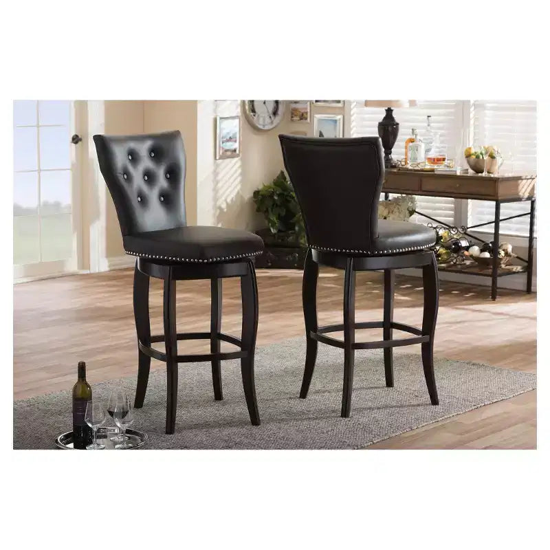 Taburete de bar giratorio tapizado en piel sintética Leonice de 29" con botones, marrón oscuro: estructura de madera de caucho, respaldo acolchado