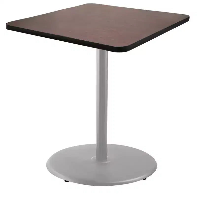 Mesa cuadrada de altura de barra de comedor de 42" de la colección Bennet